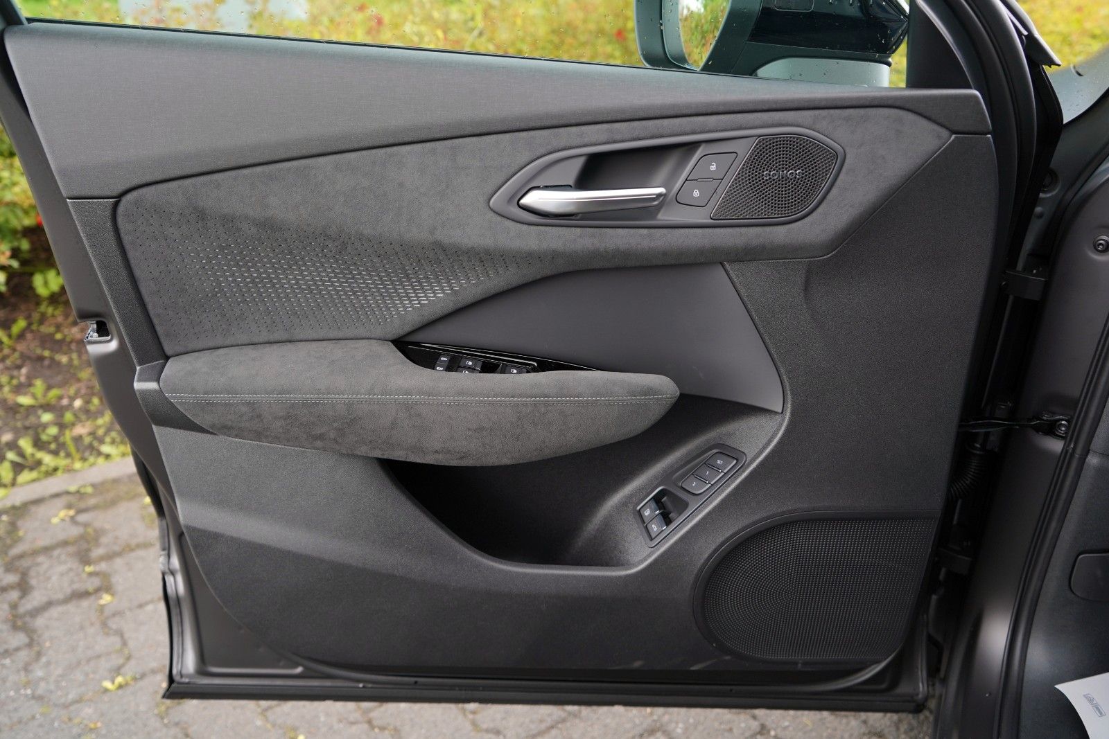 Audi Q3 SUV e-hybrid AHK S-LINE PANO TECH PRO MATRIX