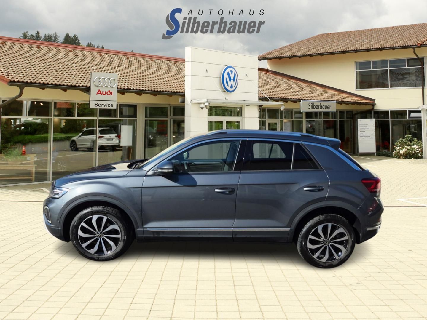 Volkswagen T-ROC Style 1.5 TSI DSG Style - Samsaru's Car Outlet