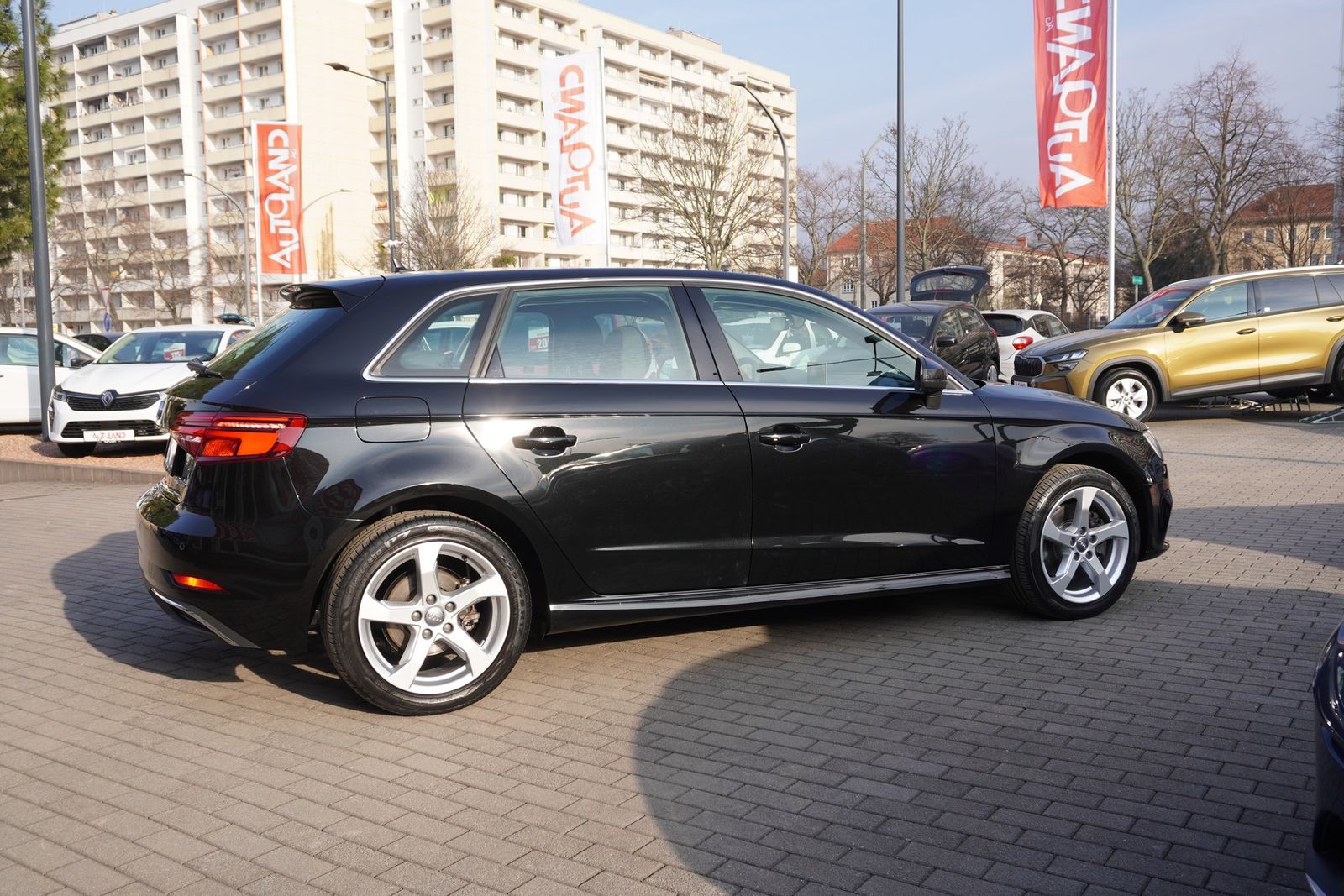 Audi A3 Sportback 40 e-tron sport S-Tronic - Samsaru's Car Outlet