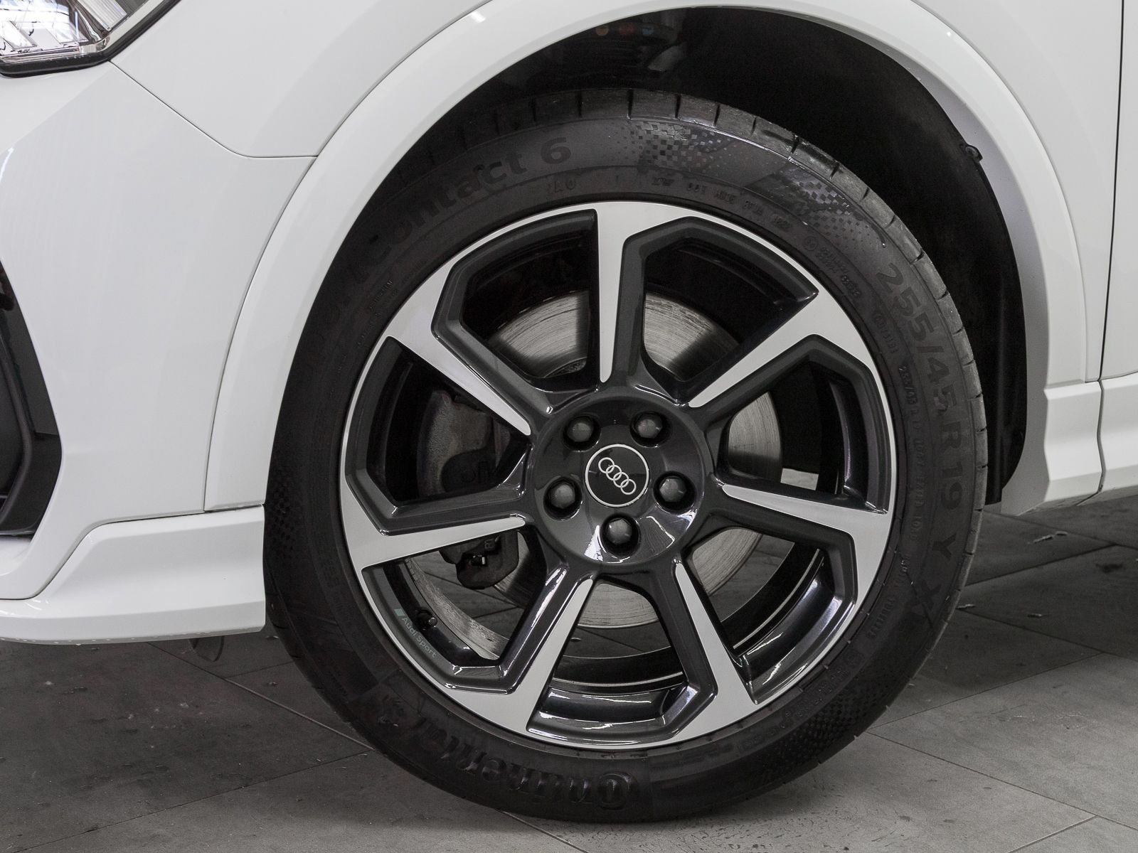 Audi Q3 40 TDI Q S LINE - Samsaru's Car Outlet