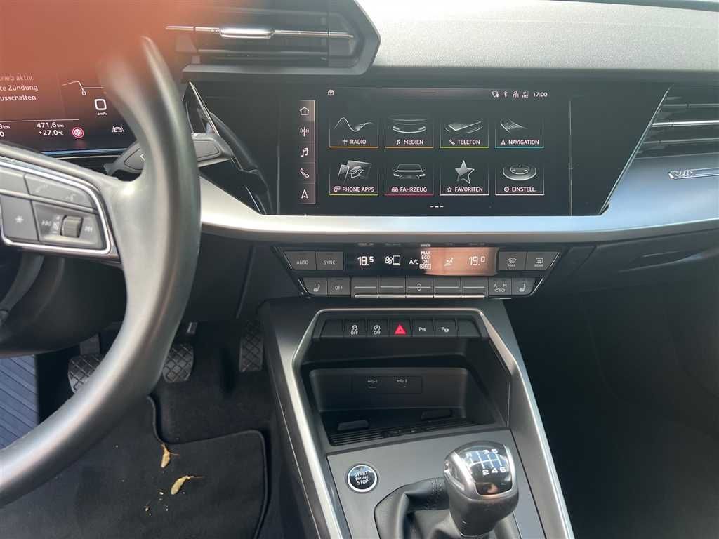 Audi A3 Sportback 35 1.5 TFSI - Samsaru's Car Outlet