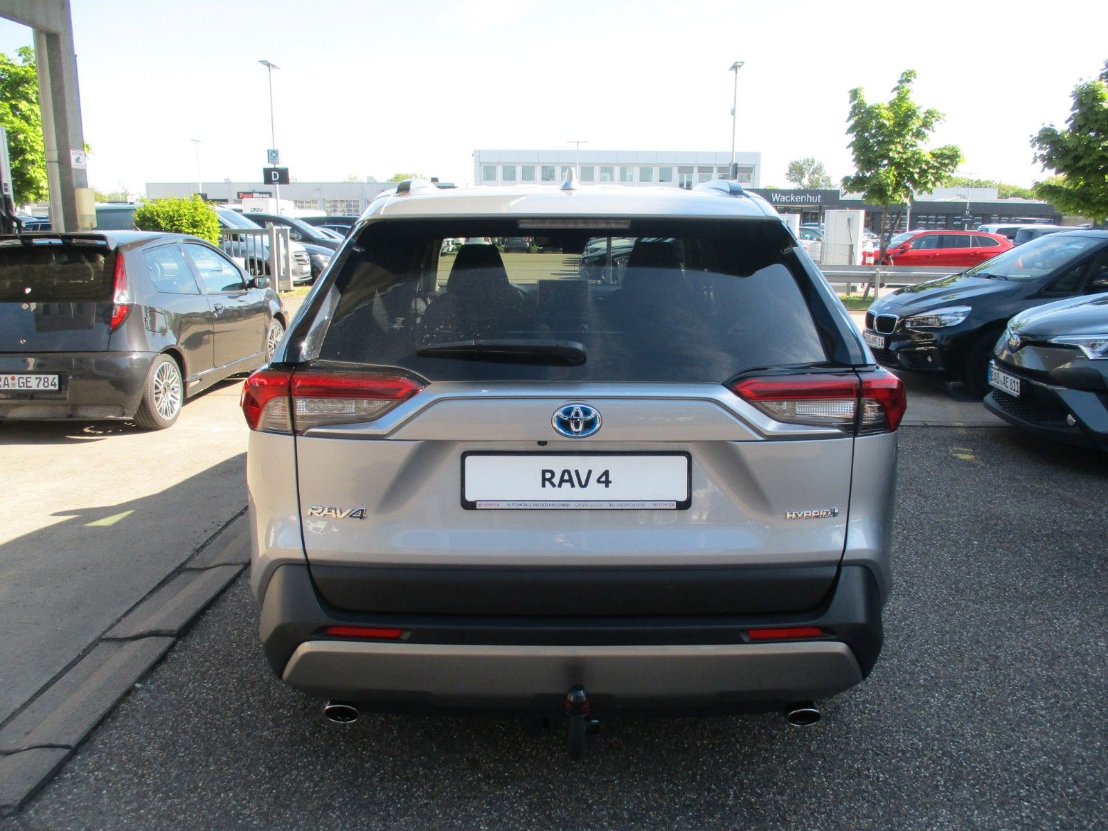 Toyota RAV4 Hybrid 4x4 Team - Samsaru's Car Outlet