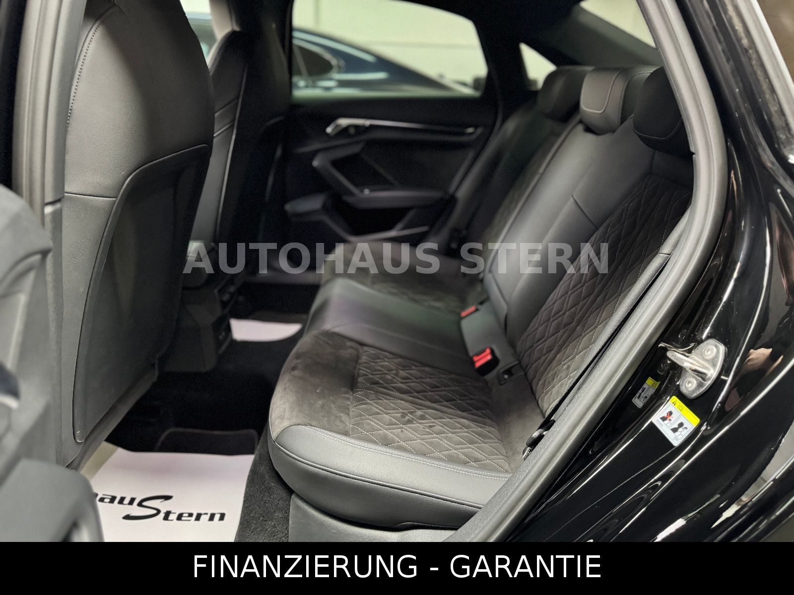 Audi A3 Limousine 35 TFSI S Line - Samsaru's Car Outlet