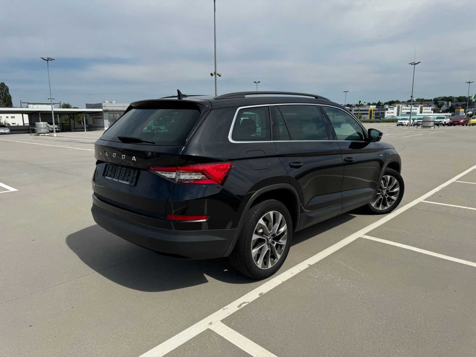 Skoda Kodiaq 2.0 TDI Clever 4x4 VIRTUAL*NAVI*LED*AHK