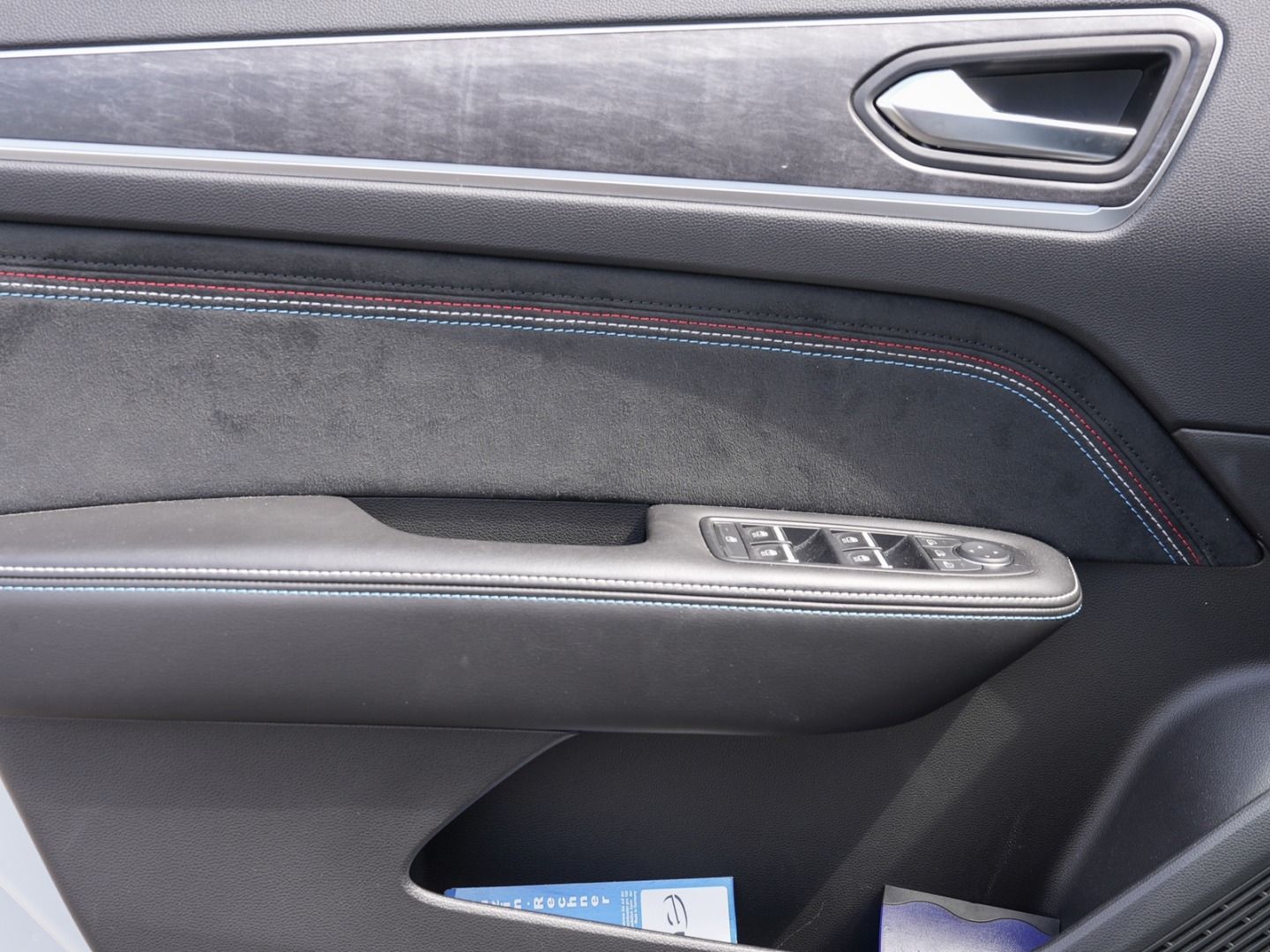 Renault Arkana ESPRIT ALPINE M-Hybrid - Samsaru's Car Outlet