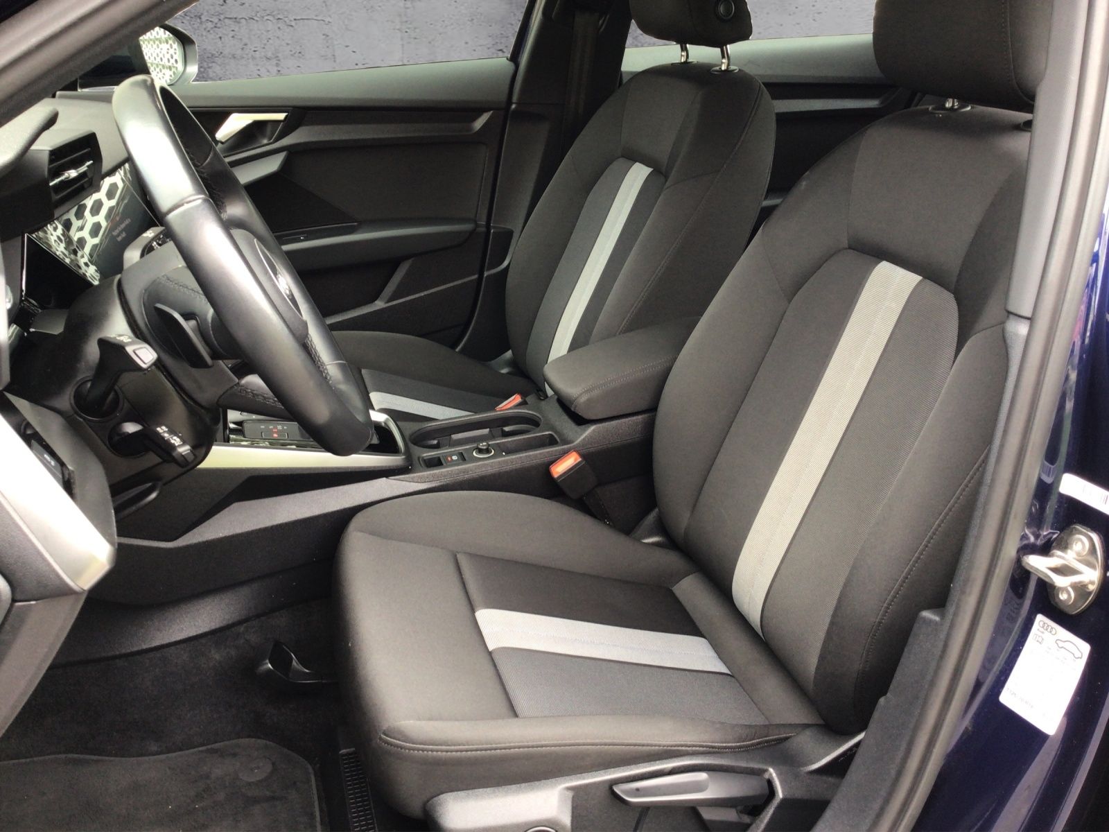 Audi A3 Limousine advanced 30 TFSI S-tronic Business/