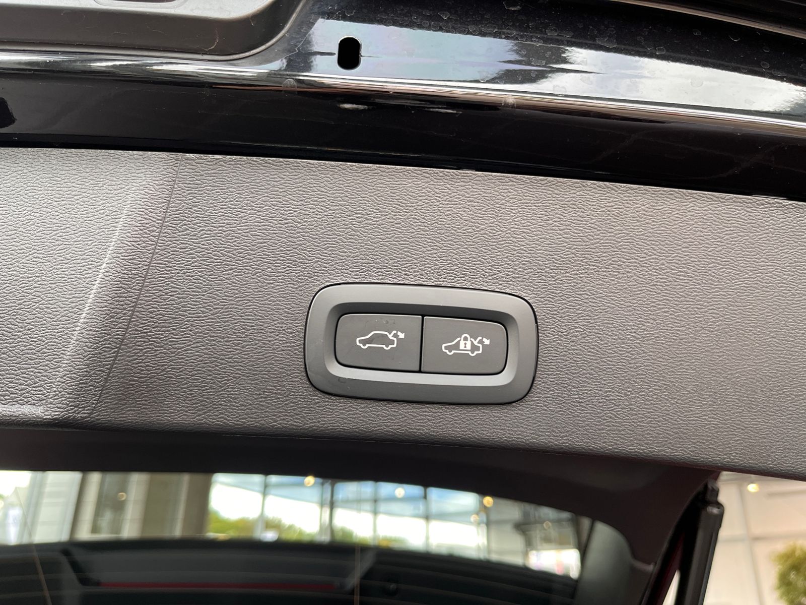 Volvo XC40 Ultra Dark PANO AHK 21" 360° KAM