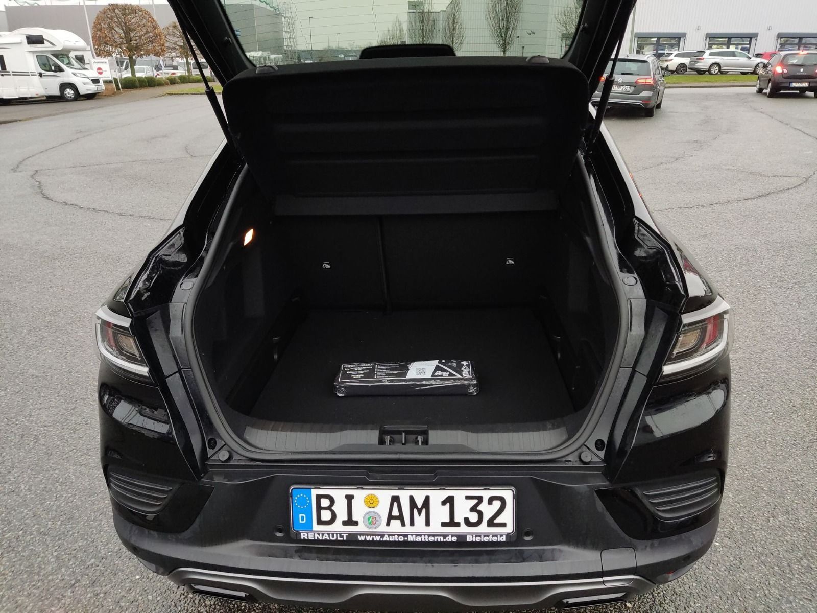 Renault Arkana - Samsaru's Car Outlet