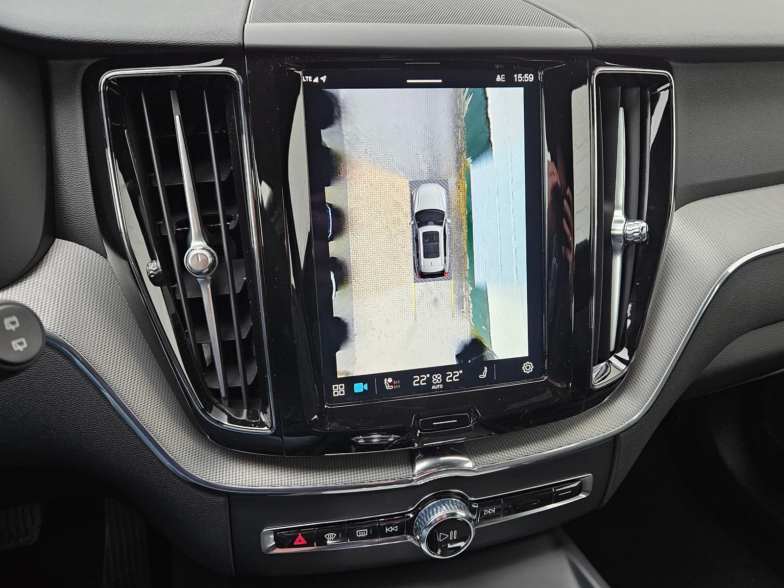 Volvo XC60 T6 AWD Plus Dark*AHK*ACC*Panorama*360*