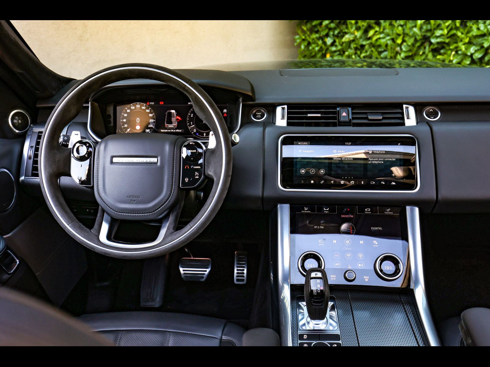 Range Rover Sport P400 HST - Samsaru's Car Outlet