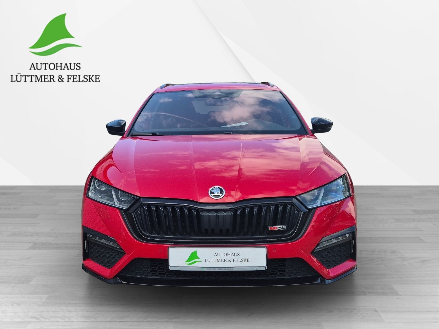 Skoda Octavia Combi RS 1.4 TSI DSG - Samsaru's Car Outlet