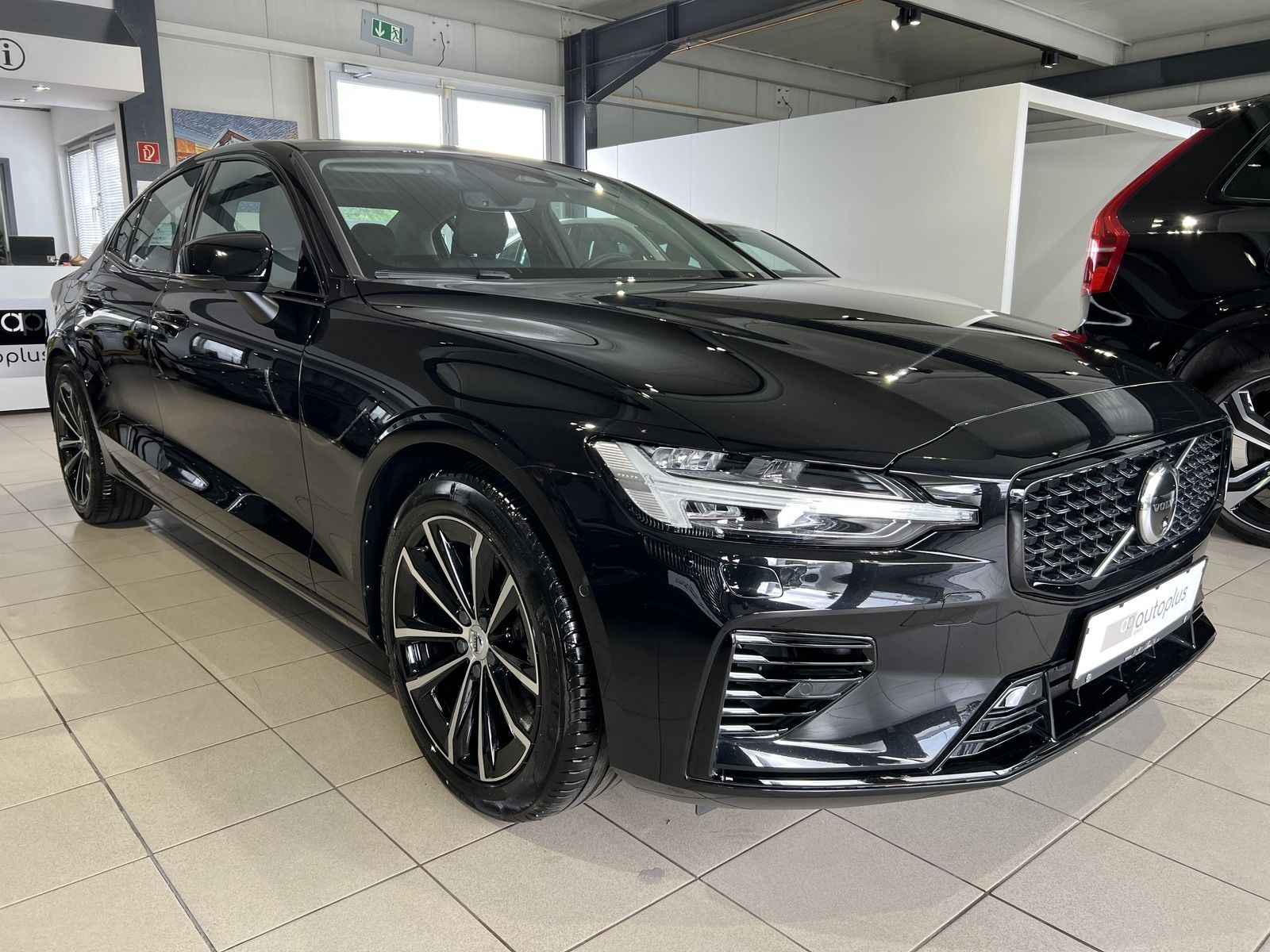 Volvo S60 T8 Ultimate Dark Recharge AWD 360° HeadUp