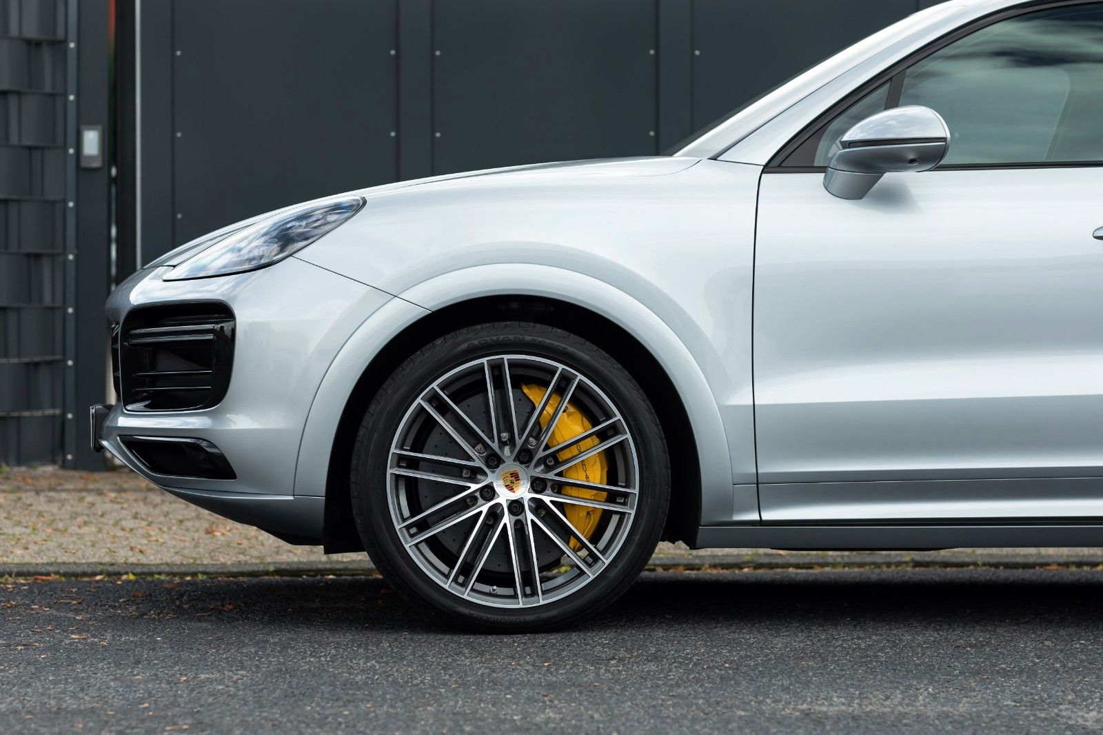 Porsche CAYENNE TURBO SPORT DESIGN HUD PCCB APPROVED