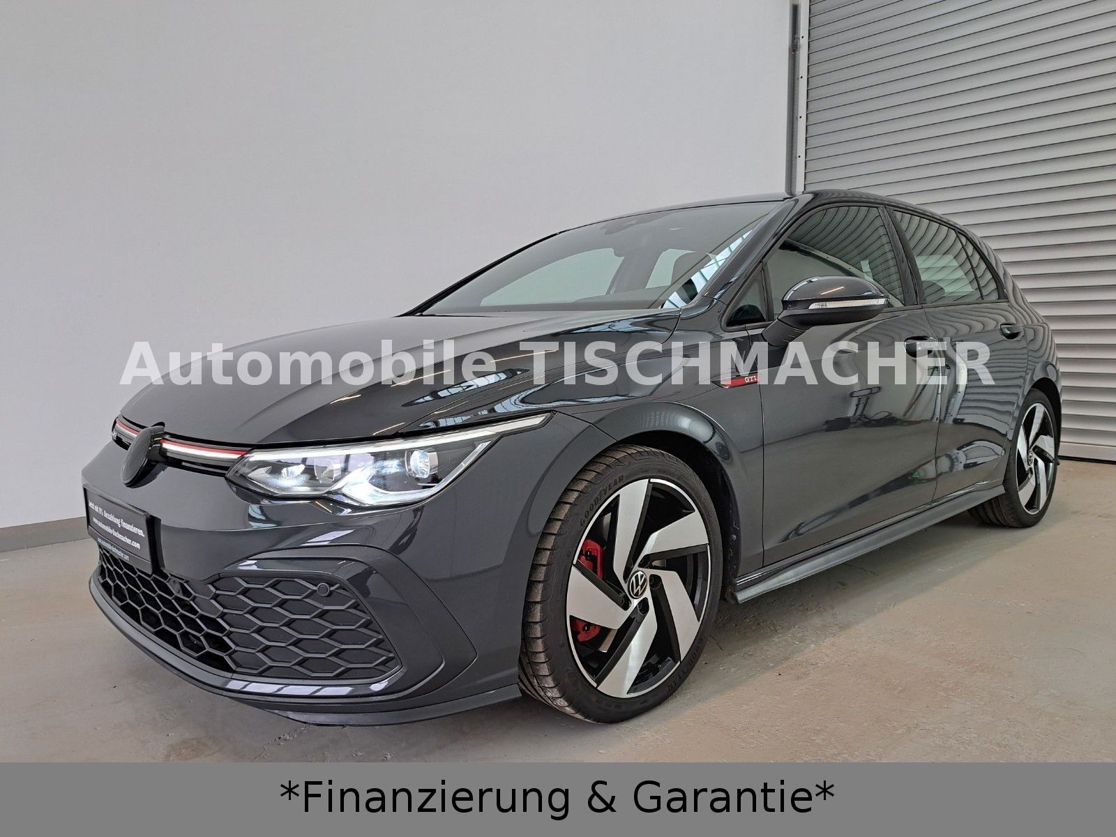 Volkswagen Golf VIII DSG - Samsaru's Car Outlet