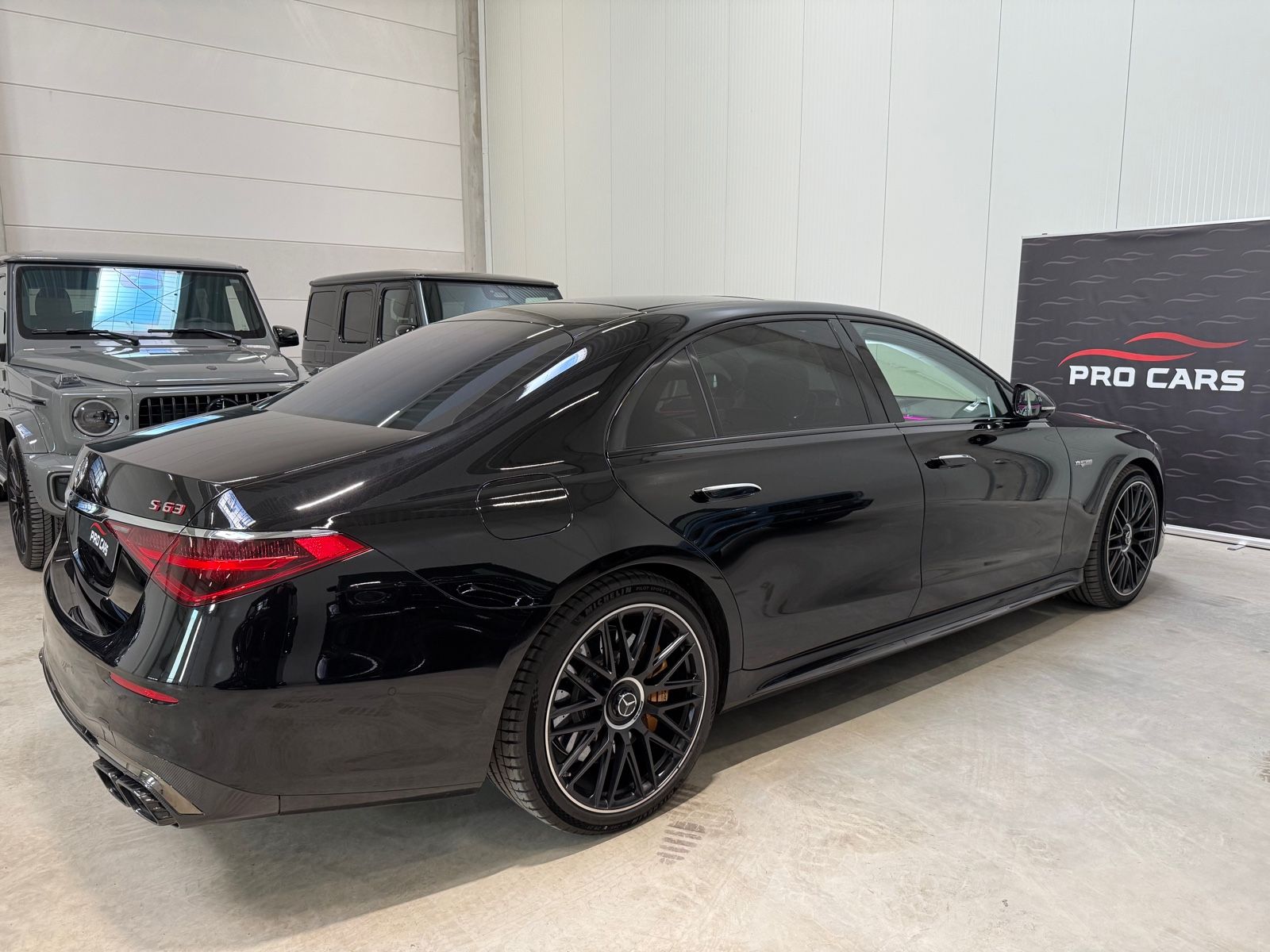Mercedes-Benz S 63 AMG e 4Matic+ - Samsaru's Car Outlet