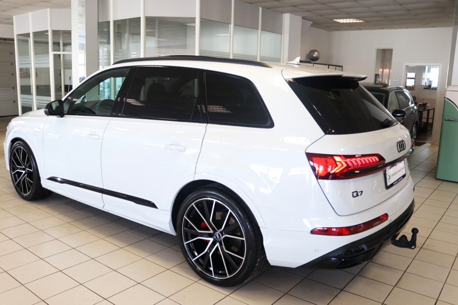 Audi Q7 50 TDI competition plus Laser HUD 7-Sitzer