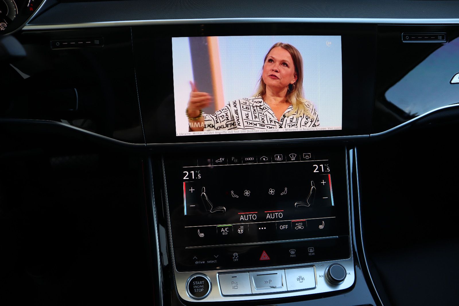 Audi A8L 60 TFSIe lang - Samsaru's Car Outlet