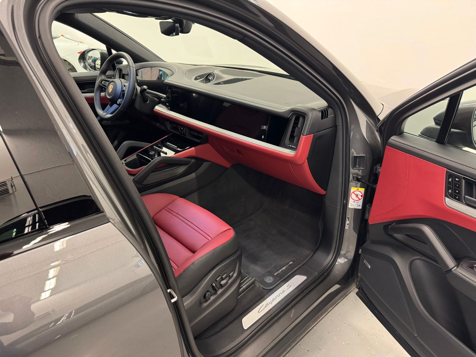 Porsche Cayenne Coupe S ACC,HUD,PANO,BOSE,LUFT,AHK,Usw
