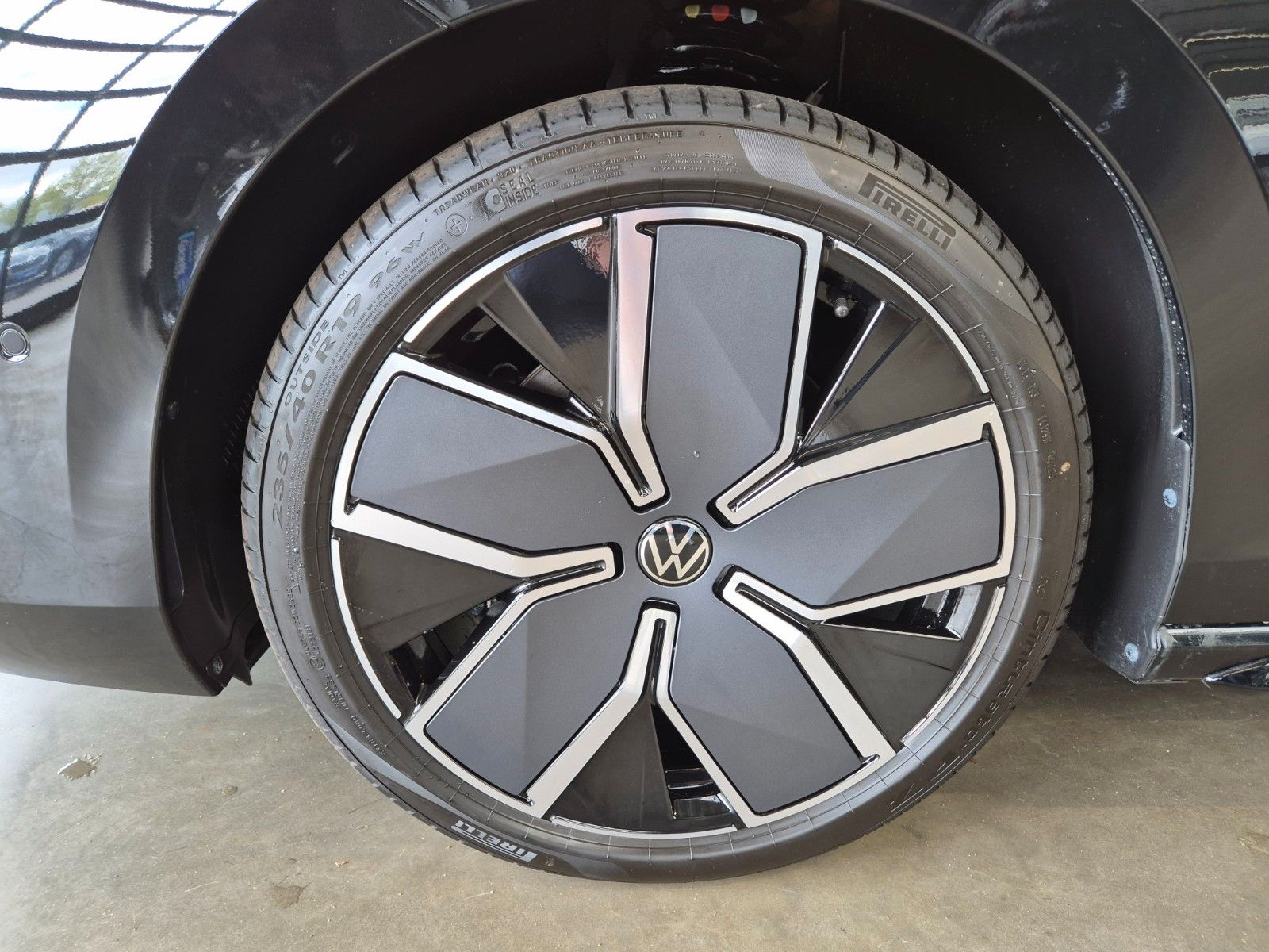 Volkswagen PASSAT VARIANT 2.0 TSI 4M R-LINE IQ PANO HUD AHK