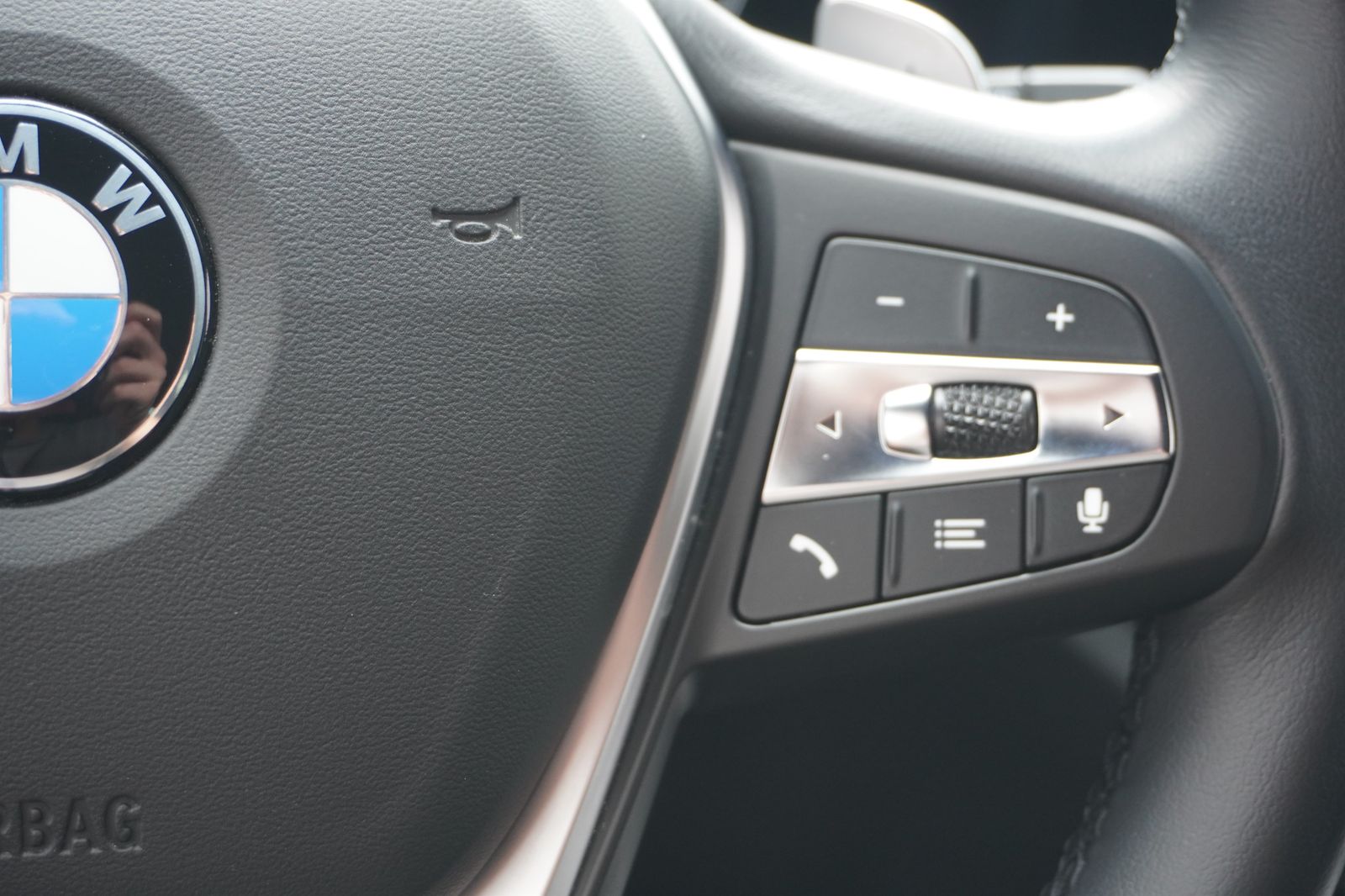 BMW 320d Touring Sport Line - Samsaru's Car Outlet