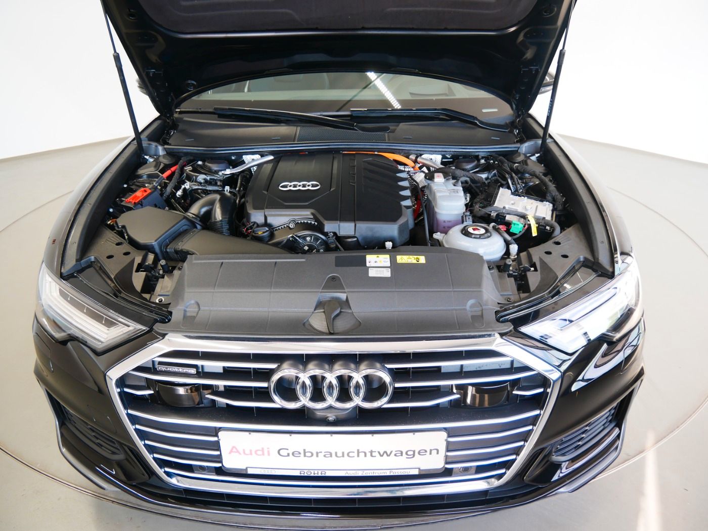 Audi A6 Limousine 50 TFSI e quattro S line - Samsaru's Car Outlet