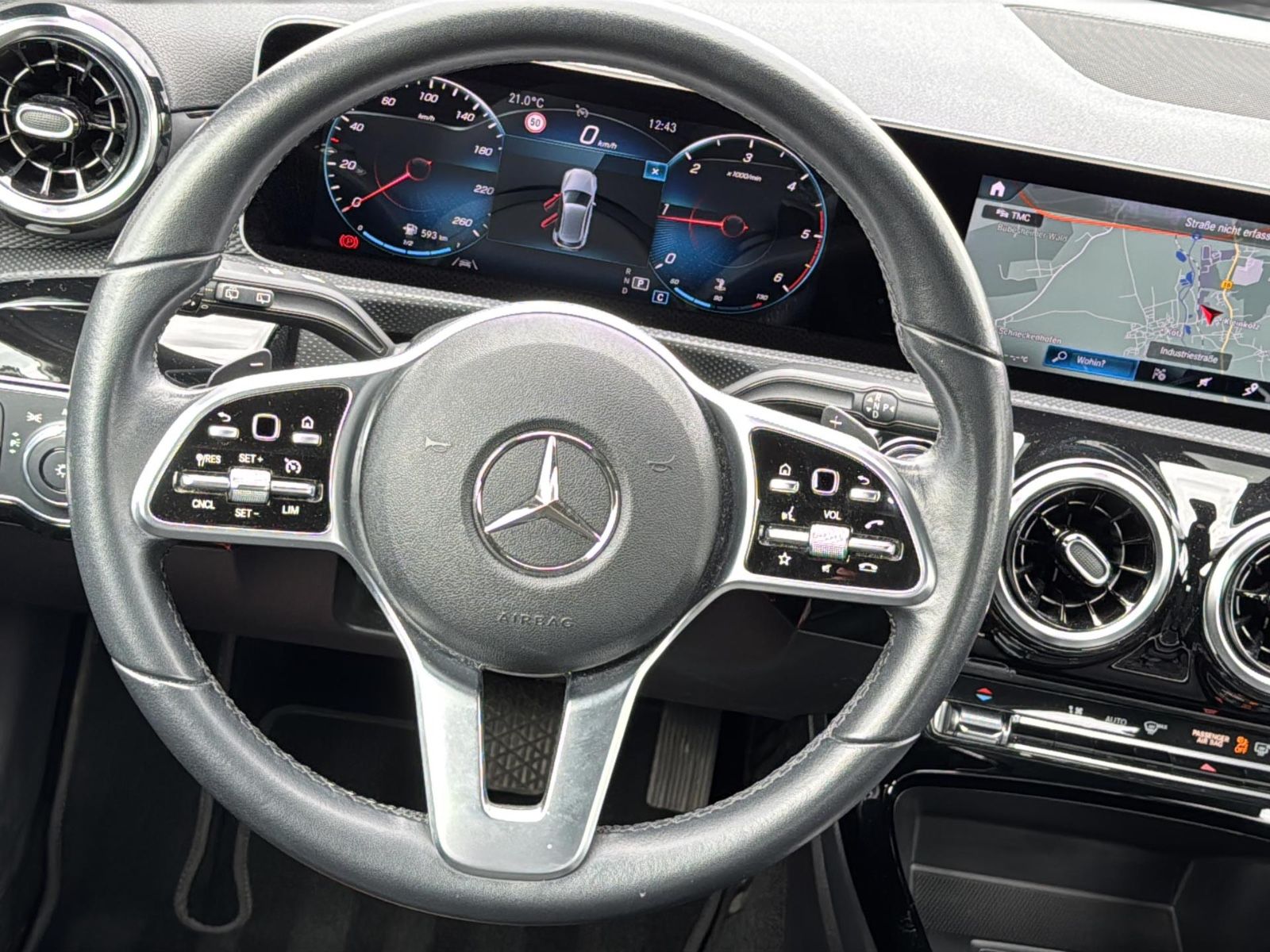 Mercedes-Benz A 180 d Progressive - Samsaru's Car Outlet