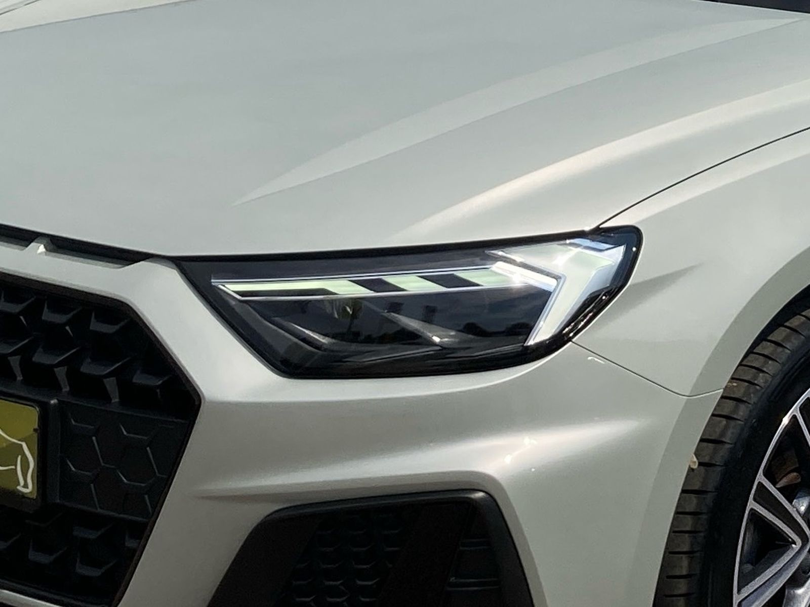 Audi A1 Sportback S-LINE 30TFSI - Samsaru's Car Outlet