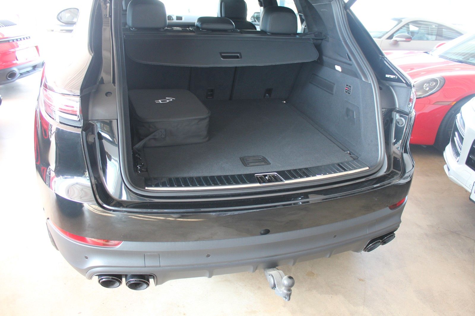 Porsche Cayenne E-Hybrid Platinum Edition/NightV/PASM