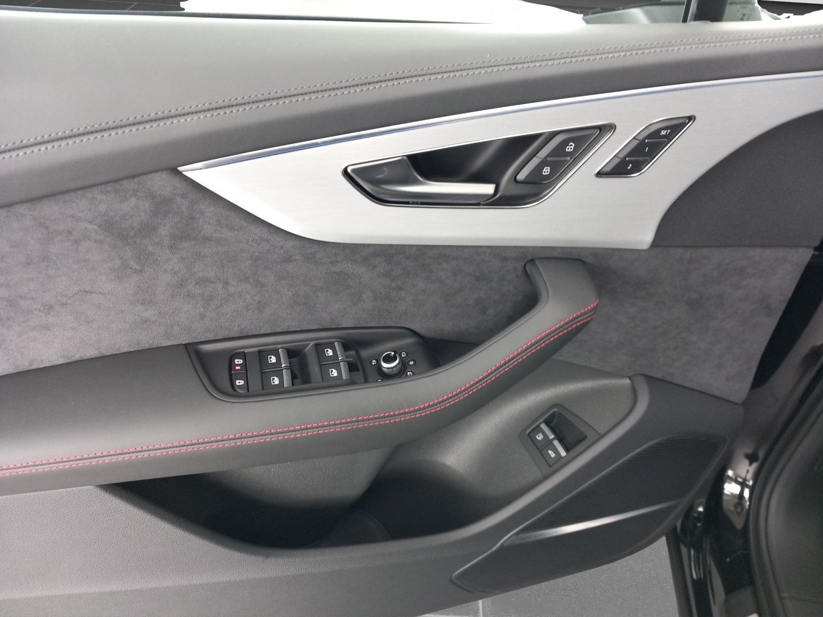 Audi Q7 SUV S line TFSI e quattro 290 kW tiptronic