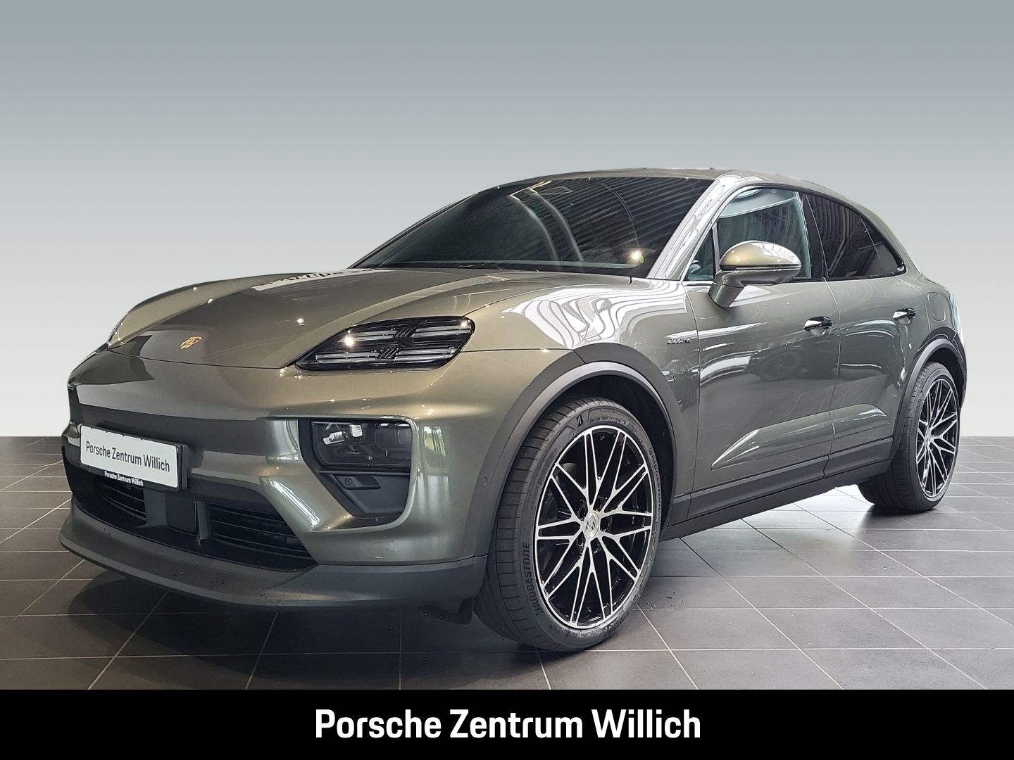 Porsche Macan 4 Surround-View LED-Matrix InnoDrive