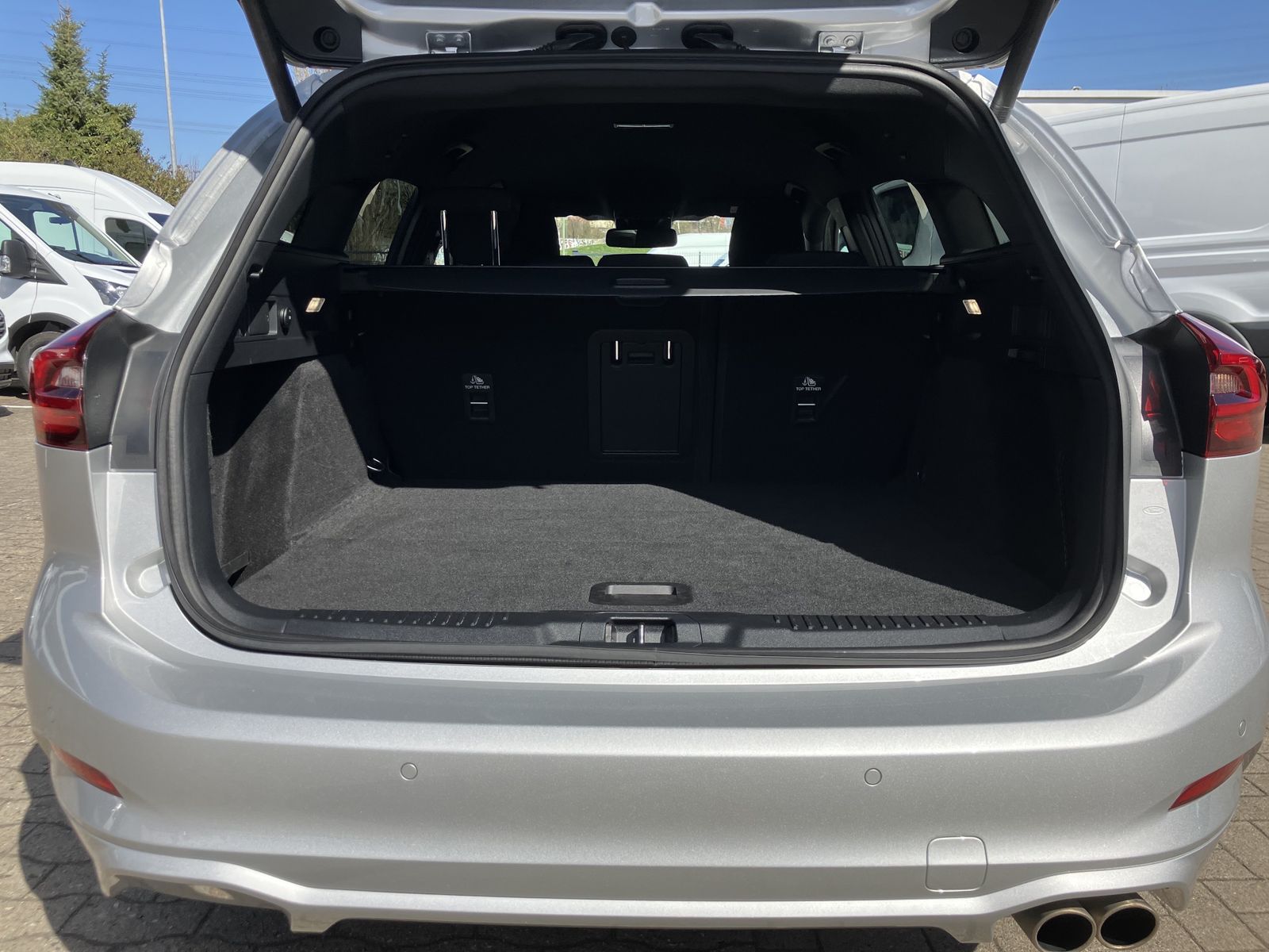 Ford Focus 1.0 Mhd ST-Line X HUD+WIPA+SHZ+TWA