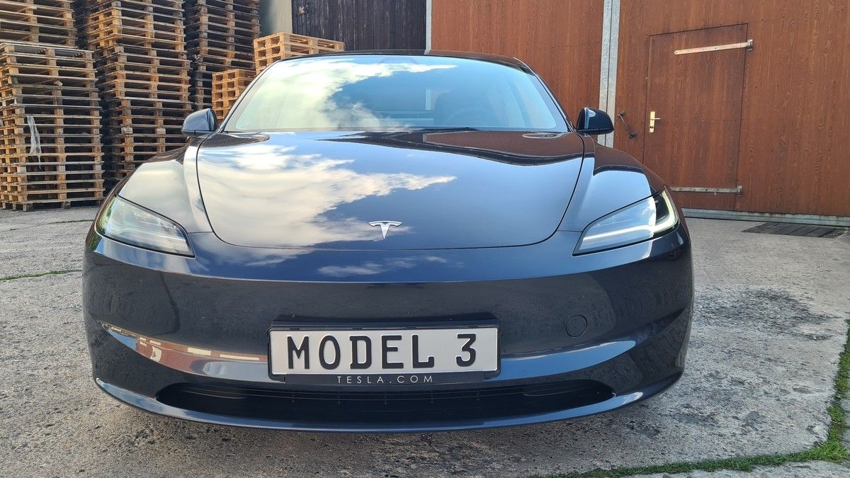 Tesla Model 3 LR AWD 2025 Highland  EAP HW 4