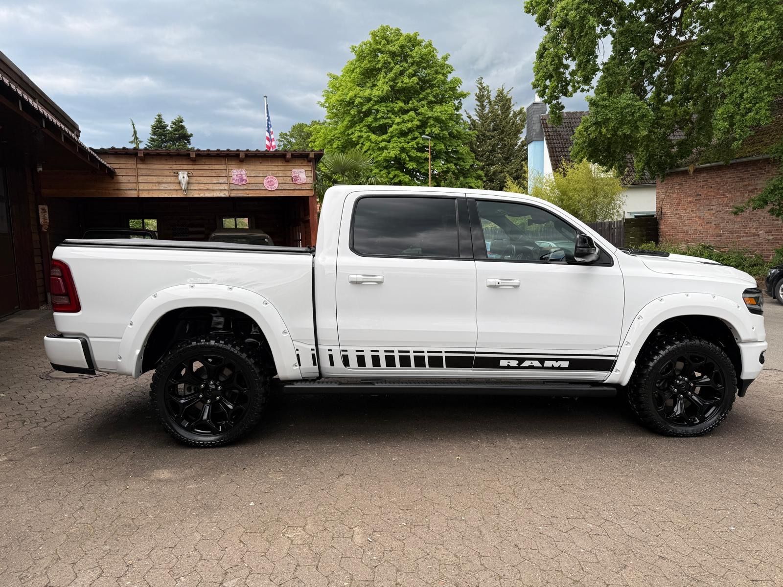Dodge LONGHORN*4X4*DIGI-TACHO*12"RADIO*OFFROAD*AHK*NAV