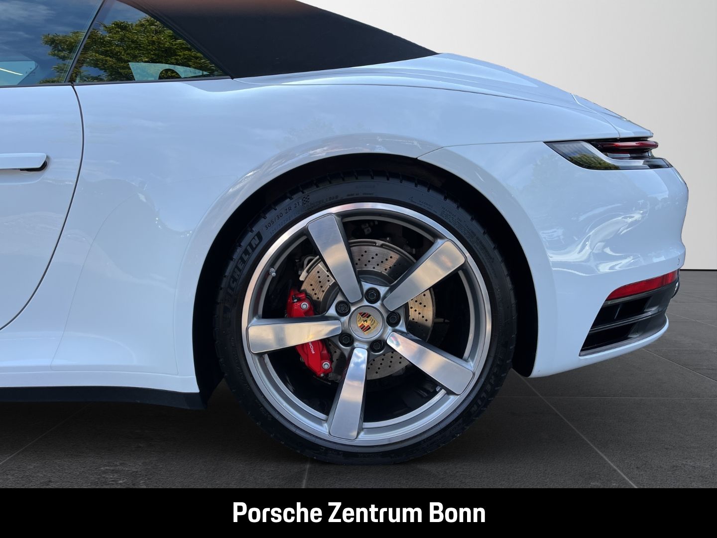 Porsche 992 911 Carrera 4S Cabriolet InnoDrive BOSE