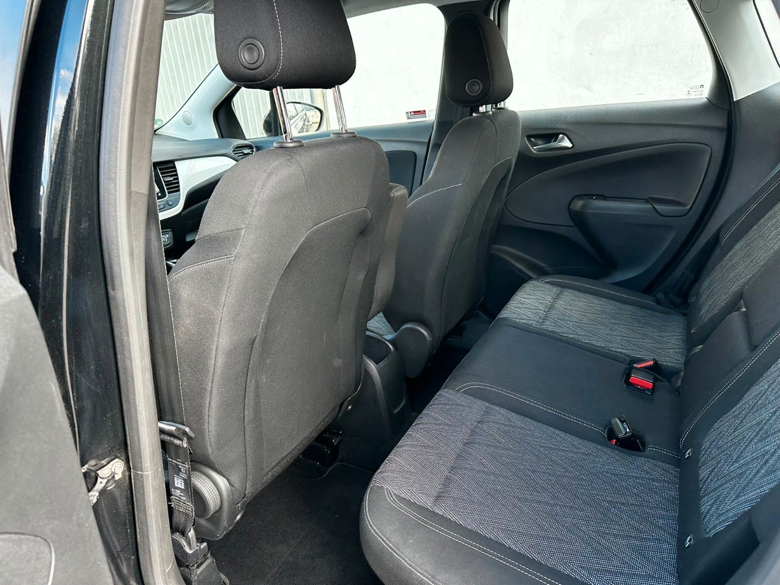 Opel Crossland X - Samsaru's Car Outlet