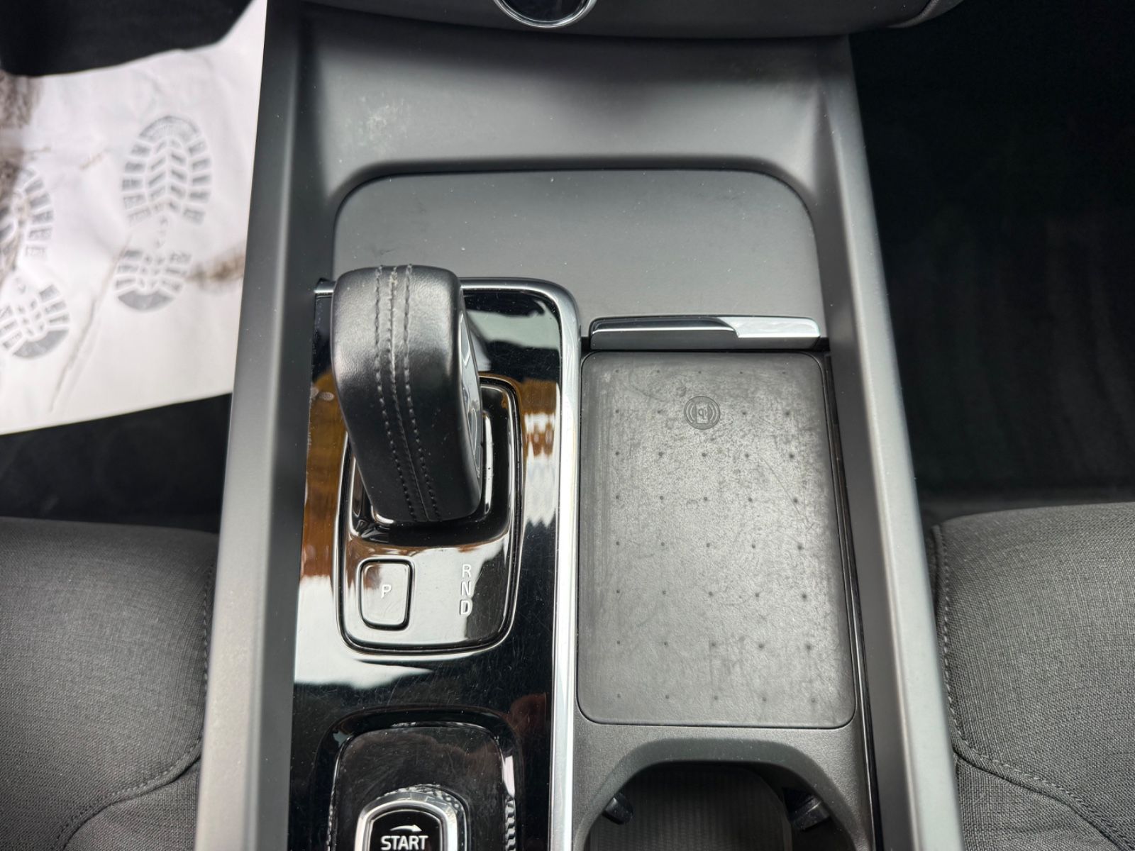 Volvo XC60 Inscr Expr AWD Plug-In~Pano~360Kam~ACC~AHK~