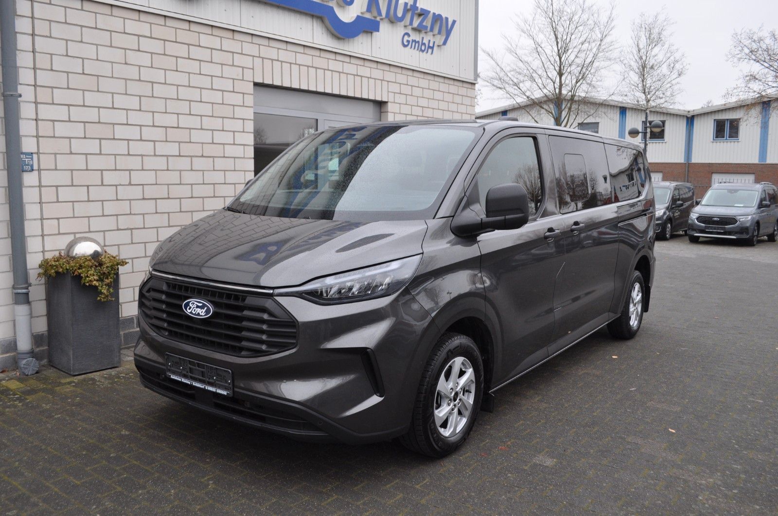 Ford Transit Custom Kombi 320 L2 FWD TREND/AUT/ALU