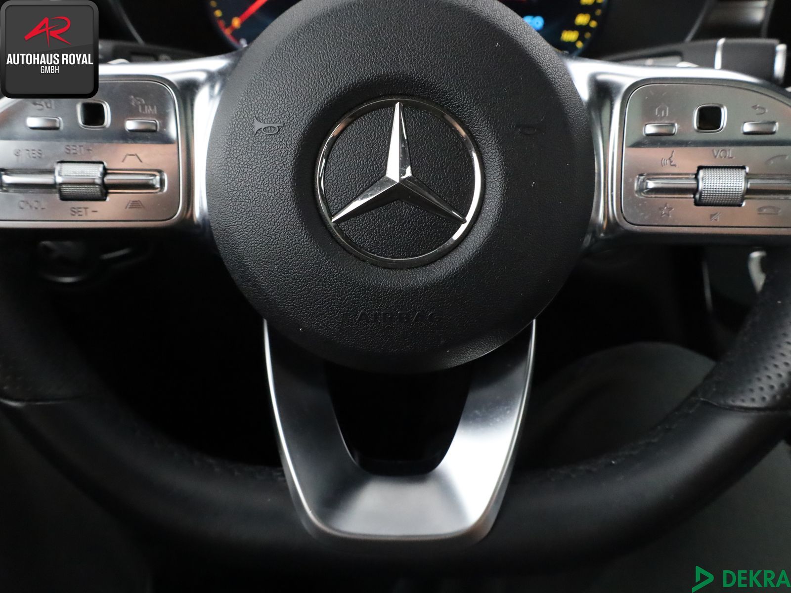 Mercedes-Benz GLC 300 e 3x AMG - Samsaru's Car Outlet