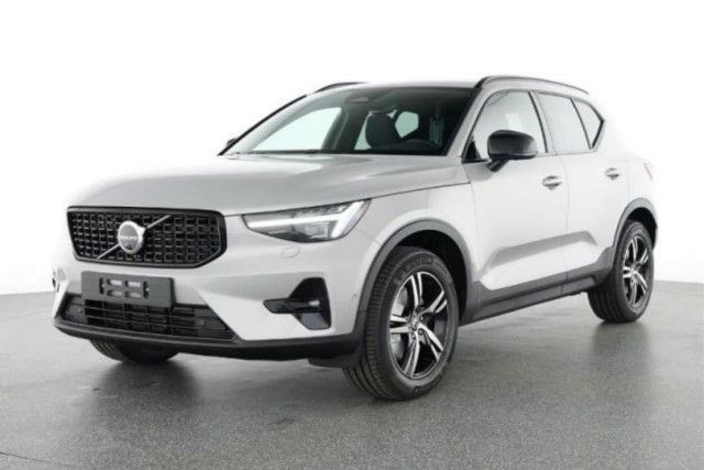 Volvo XC40 B3 Plus Dark/Navi/LED/AHK/Pano/360Kamera