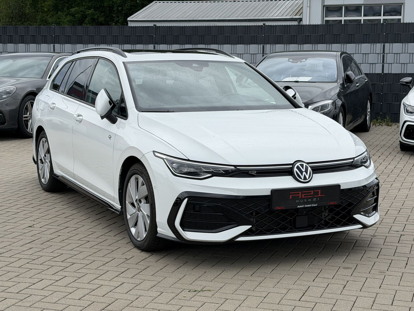 Volkswagen Golf 2.0 TSI 4M R-Line PANO|HUD|Matrix|360°|AHK