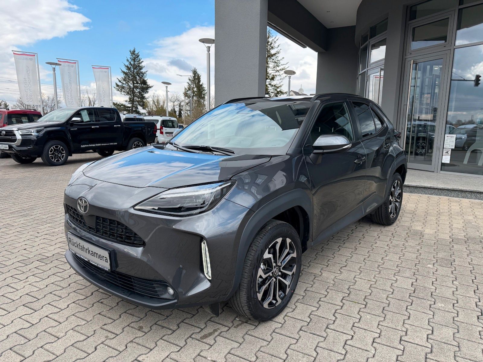 Toyota Yaris Cross 1.5l Hybrid Style*SHZ,Navi,PDC v+h*
