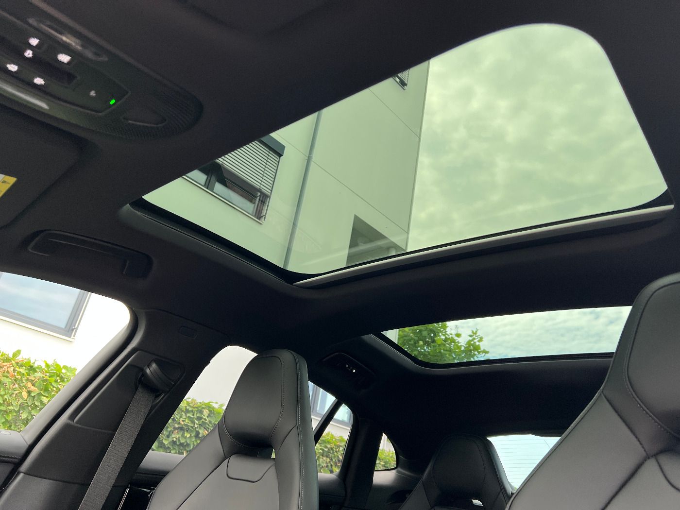 Porsche Panamera 4 E-Hybrid | Panorama | HD-Matrix LED |