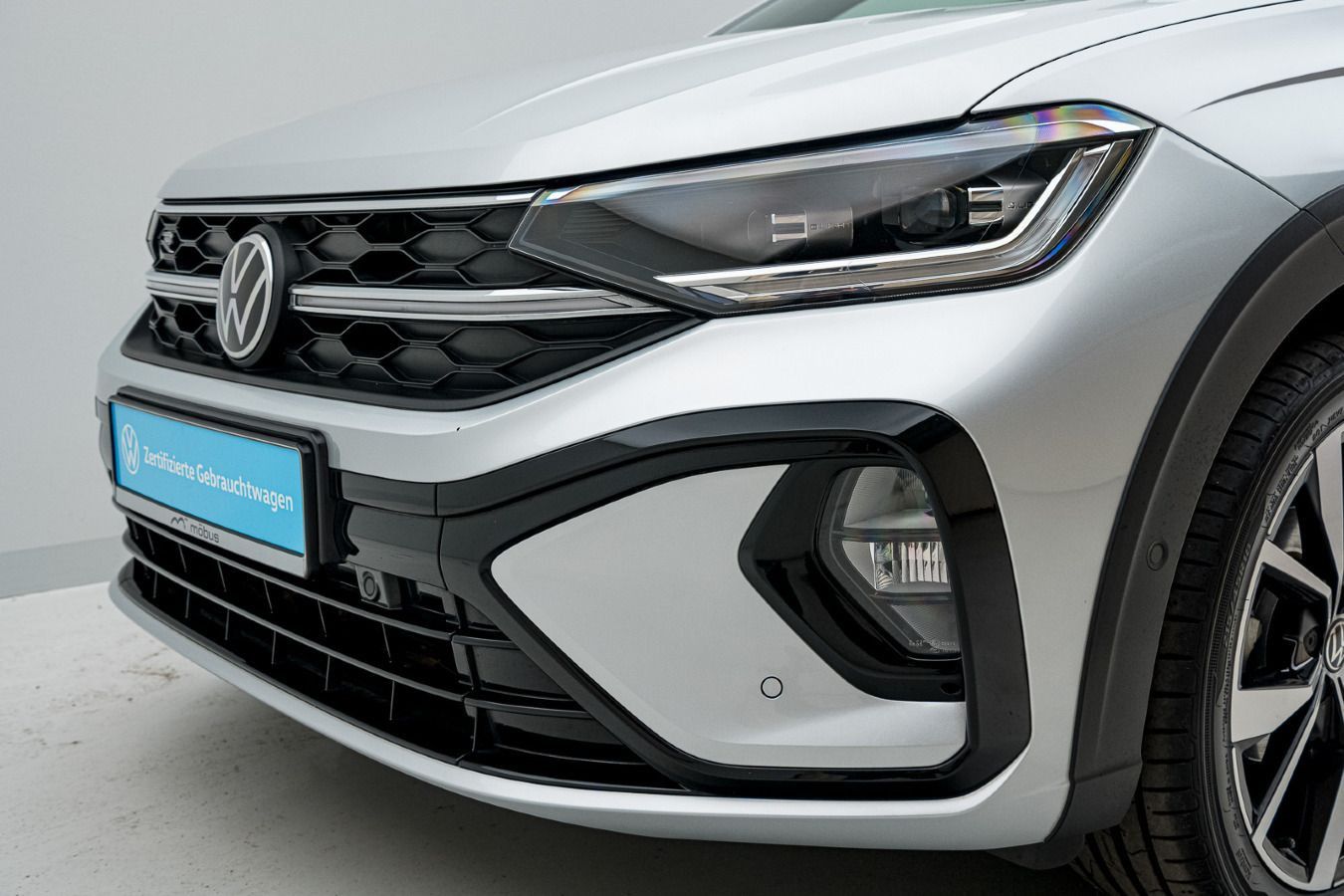 Volkswagen Taigo 1.0 TSI R-Line - Samsaru's Car Outlet