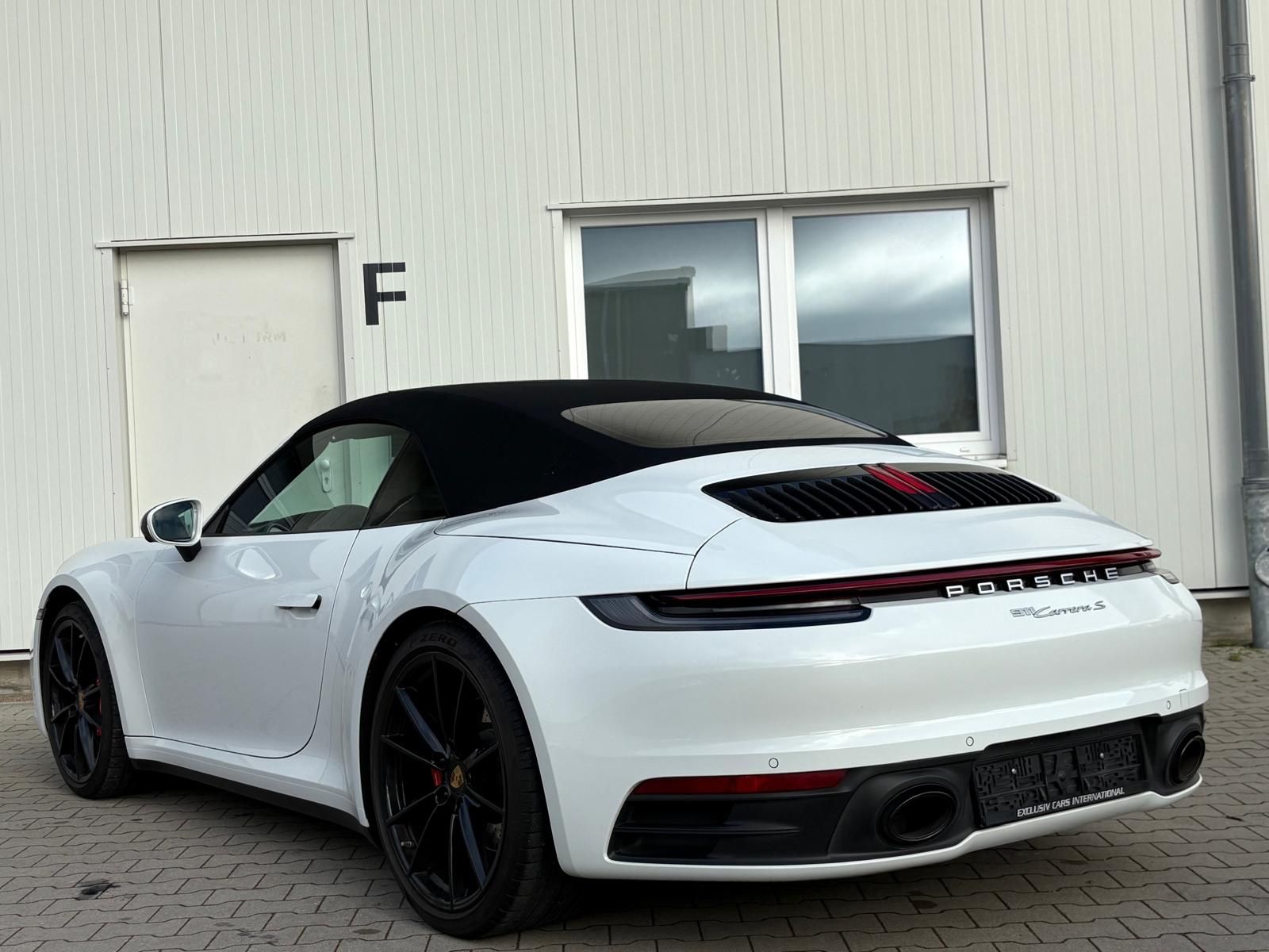 Porsche 992 S Cabrio - Samsaru's Car Outlet
