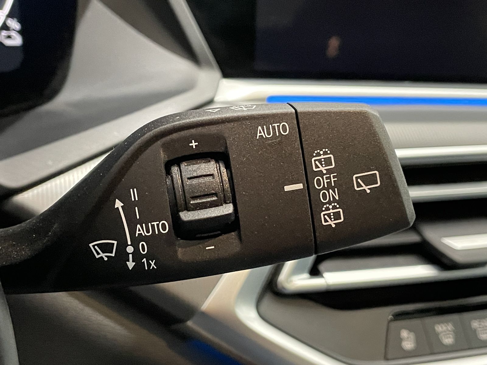 BMW X5 xDrive45e M Sport NAVI HUD LASER 360° PANO SH