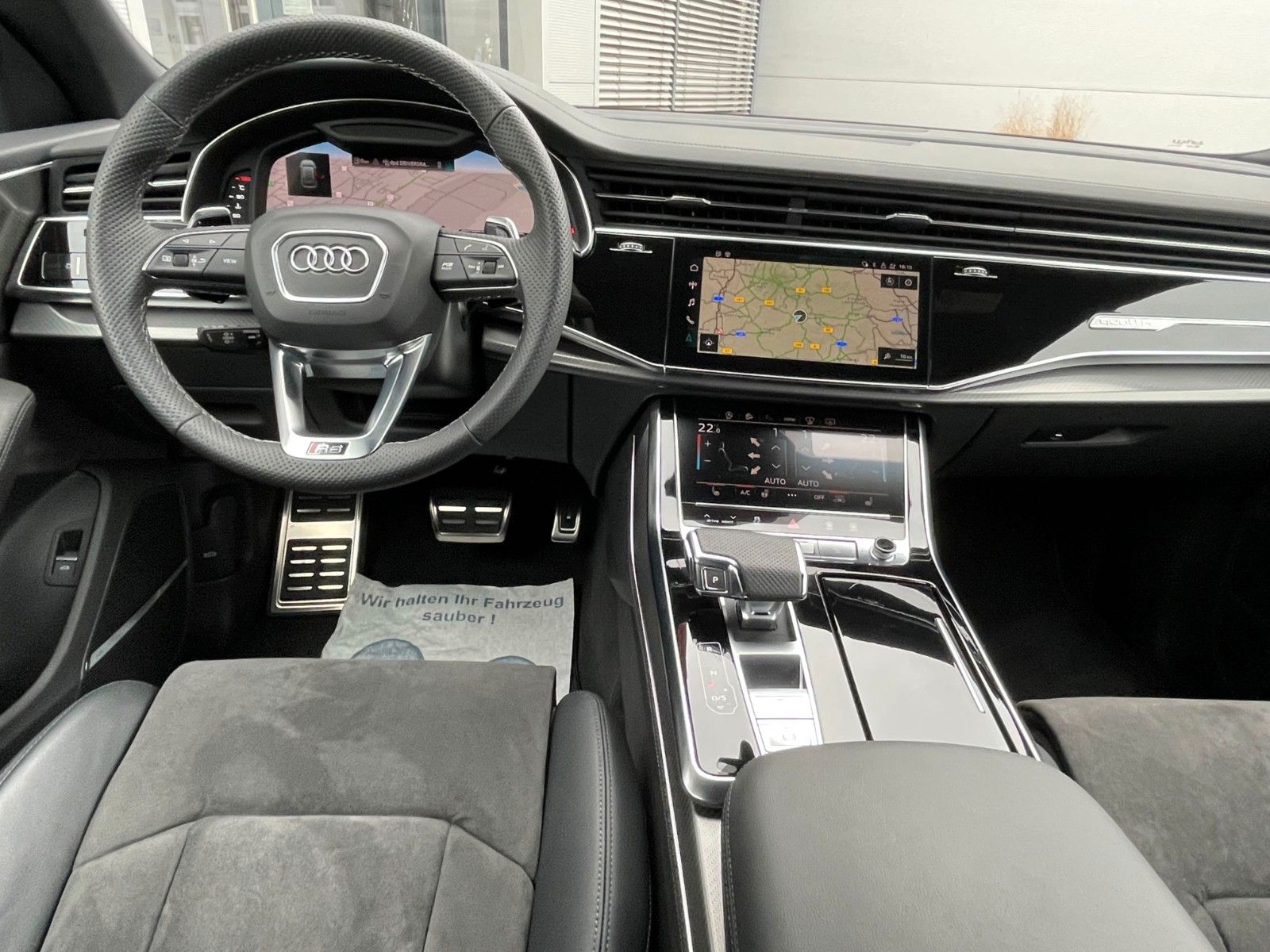 Audi RS Q8 4.0 TFSI qu. BLACK MATRIX DYNAMIK HUD PANO