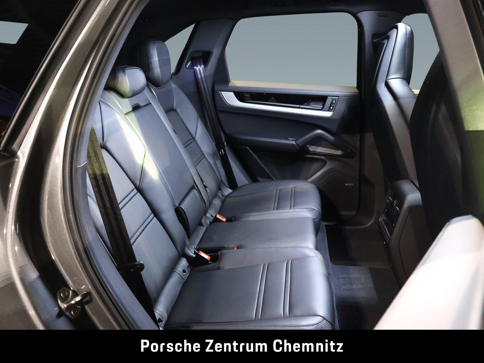 Porsche Cayenne E-Hybrid Sitzbelüft.;Head-Up;BOSE;Pano