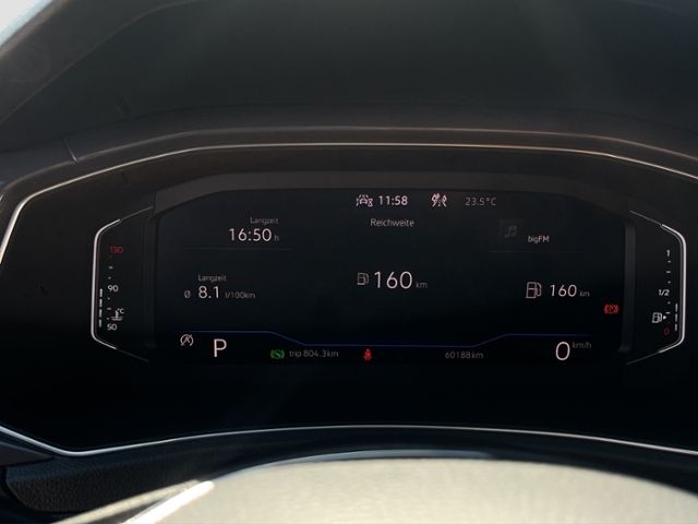 Volkswagen T-Roc 1.5 TSI DSG Sport - Samsaru's Car Outlet