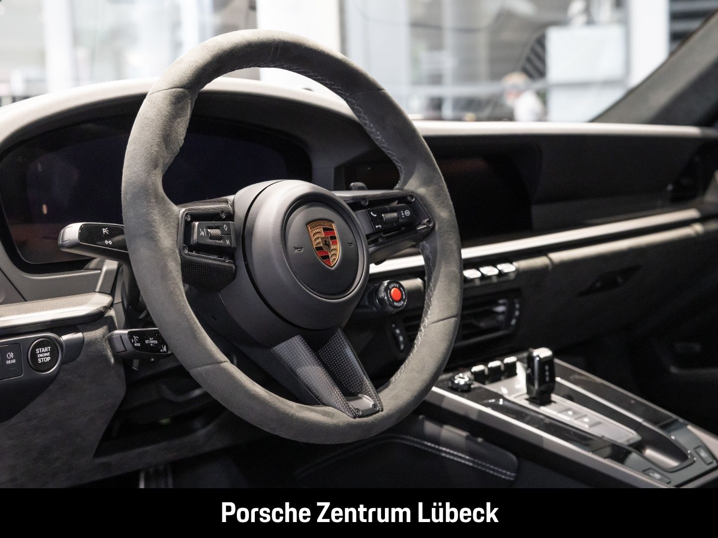 Porsche 992 911 Carrera 4 GTS BOSE Sportabgasanlage LED