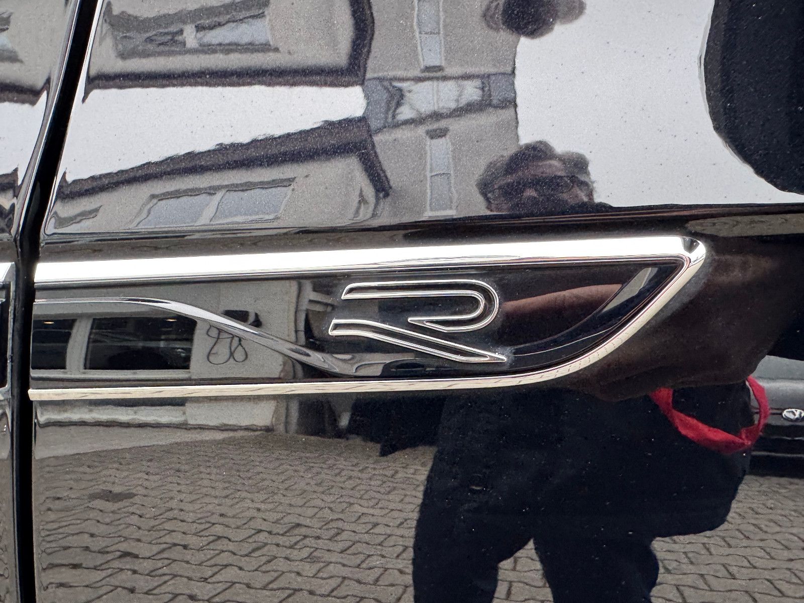 Volkswagen Touareg R-Line 3.0 V6 TSI 4MOTION -Vollausstatt.